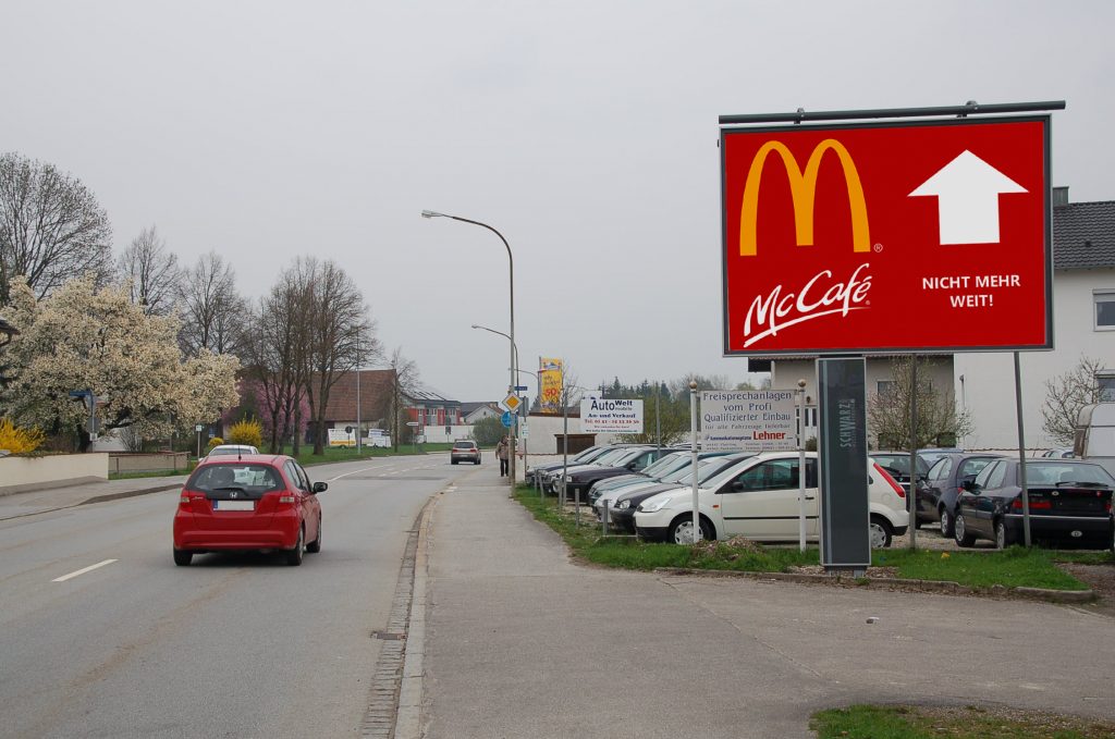 Dauerwerbung McDonald's auf Großfläche 18/1 Entdecke die Power unserer out-of-home Medien