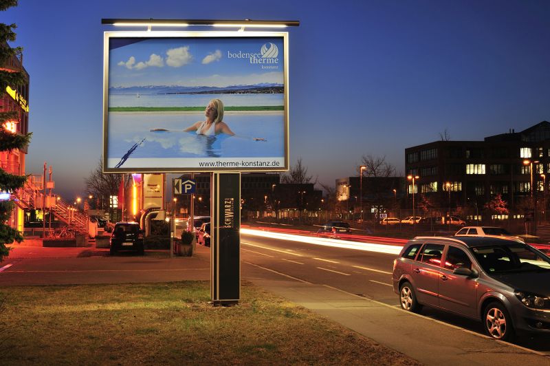 Beleuchtete Großfläche CityStar